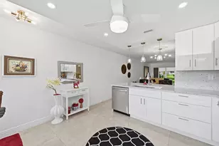 2403 Antigua Cir, Coconut Creek, FL 33066 - Photo 11