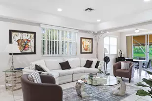 12658 Crystal Pointe Dr, Boynton Beach, FL 33437 - Photo 5