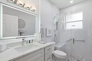 12658 Crystal Pointe Dr, Boynton Beach, FL 33437 - Photo 25