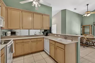 8437 Logia Cir, Boynton Beach, FL 33472 - Photo 11