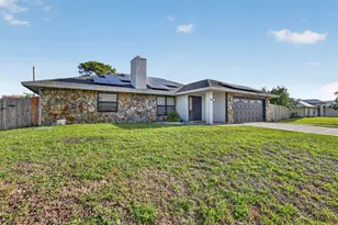 481 SW Aster Rd, Port Saint Lucie, FL 34953 - Photo 3