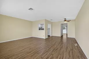 159 Easthampton G, West Palm Beach, FL 33417 - Photo 5