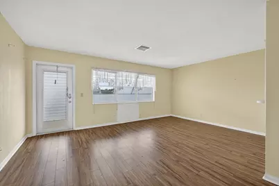 159 Easthampton G, West Palm Beach, FL 33417 - Photo 3