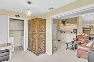 1109 Duncan Cir, Palm Beach Gardens, FL 33418 - Photo 7