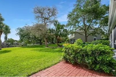 7928 Sanibel Drive, Tamarac, FL 33321 - Photo 35