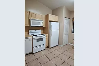 7900 NW 6th Street #205, Pembroke Pines, FL 33024 - Photo 3