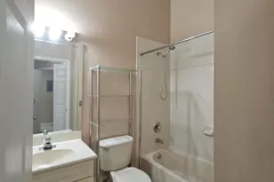 7900 NW 6th St, Pembroke Pines, FL 33024 - Photo 5