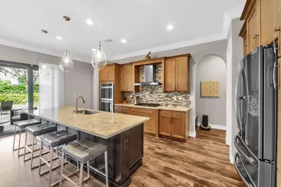 8685 Watercrest Circle W, Parkland, FL 33076 - Photo 17