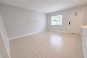 2660 NE 8th Ave, Wilton Manors, FL 33334 - Photo 5