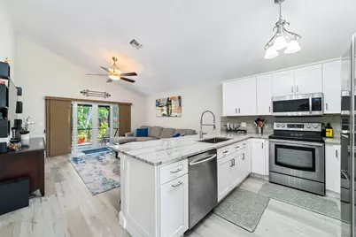 22585 Middletown Drive, Boca Raton, FL 33428 - Photo 7