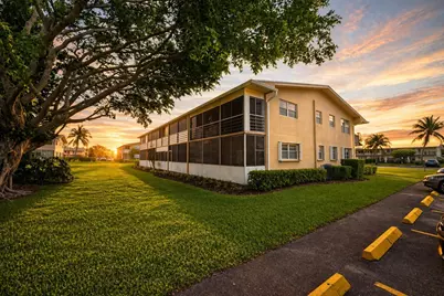 1 Canterbury A, West Palm Beach, FL 33417 - Photo 9