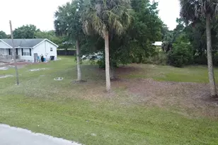 7718 NW 82nd Ct, Okeechobee, FL 34972 - Photo 15