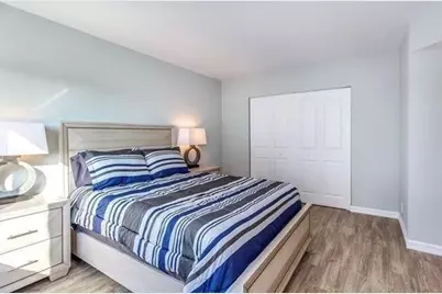 720 Bayshore Drive #403, Fort Lauderdale, FL 33304 - Photo 9