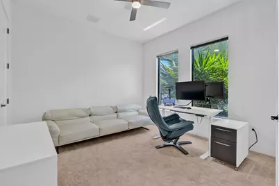 8239 Oceanus Drive, Boca Raton, FL 33496 - Photo 21