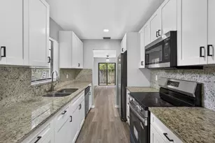 4726 Summit Blvd, West Palm Beach, FL 33415 - Photo 13