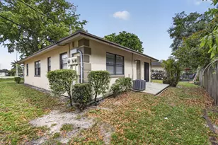 4726 Summit Blvd, West Palm Beach, FL 33415 - Photo 3