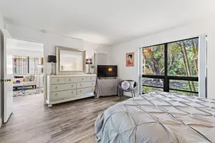 128 Brackenwood Rd, Palm Beach Gardens, FL 33418 - Photo 15