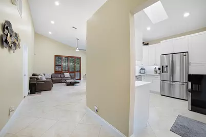7625 Forest Green Lane, Boynton Beach, FL 33436 - Photo 13