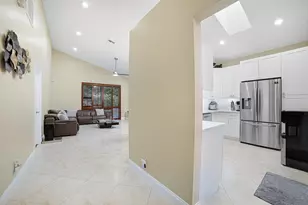 7625 Forest Green Ln, Boynton Beach, FL 33436 - Photo 13