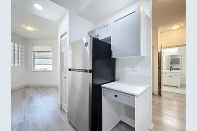 3180 N Haverhill Road #102, West Palm Beach, FL 33417 - Photo 7