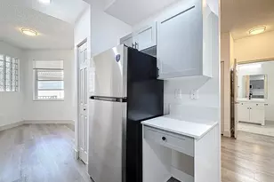 3180 N Haverhill Rd, West Palm Beach, FL 33417 - Photo 7