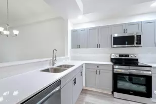 3180 N Haverhill Rd, West Palm Beach, FL 33417 - Photo 3