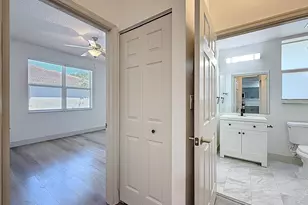 3180 N Haverhill Rd, West Palm Beach, FL 33417 - Photo 9