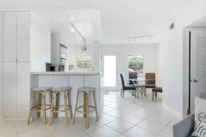 139 Sunrise Avenue #102, Palm Beach, FL 33480 - Photo 11