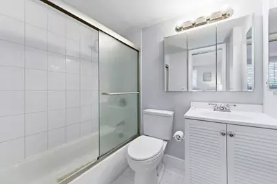 139 Sunrise Avenue #102, Palm Beach, FL 33480 - Photo 9