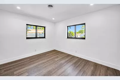 1120 SE 9th Avenue, Pompano Beach, FL 33060 - Photo 41