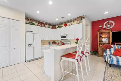 123 Via Castilla, Jupiter, FL 33458 - Photo 11
