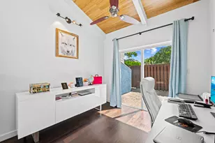 219 NE 17th Ave, Fort Lauderdale, FL 33301 - Photo 23