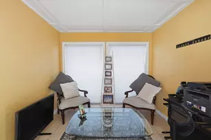 1402 NE 32nd St, Oakland Park, FL 33334 - Photo 9