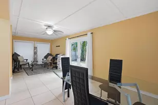 1402 NE 32nd St, Oakland Park, FL 33334 - Photo 7