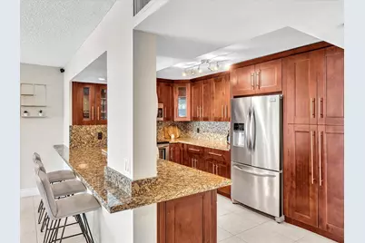 1150 Hillsboro Mile #1008, Hillsboro Beach, FL 33062 - Photo 9