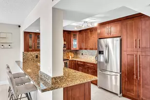 1150 Hillsboro Mile, Hillsboro Beach, FL 33062 - Photo 9