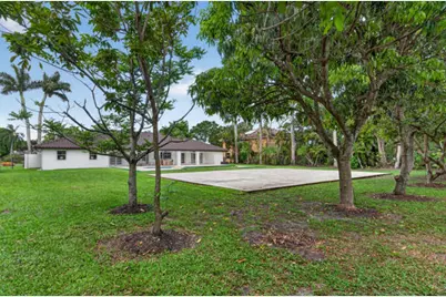5510 W Castlegate Avenue, Davie, FL 33331 - Photo 49