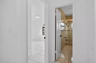 5510 W Castlegate Ave, Davie, FL 33331 - Photo 35