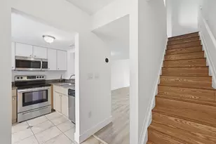 3832 NW 90th Ave, Sunrise, FL 33351 - Photo 5