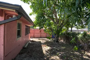 231 NW 20th St, Pompano Beach, FL 33060 - Photo 19