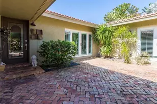 2319 NE 16th Ave, Wilton Manors, FL 33305 - Photo 9