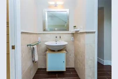 2319 NE 16th Avenue, Wilton Manors, FL 33305 - Photo 33