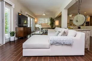 2319 NE 16th Ave, Wilton Manors, FL 33305 - Photo 17