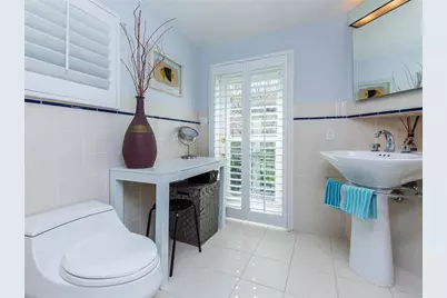 2319 NE 16th Avenue, Wilton Manors, FL 33305 - Photo 39