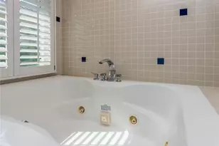 2319 NE 16th Ave, Wilton Manors, FL 33305 - Photo 41