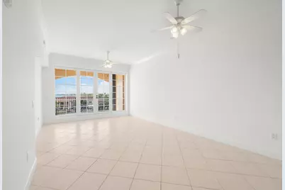 20 Orange Avenue #Apt 411, Fort Pierce, FL 34950 - Photo 15