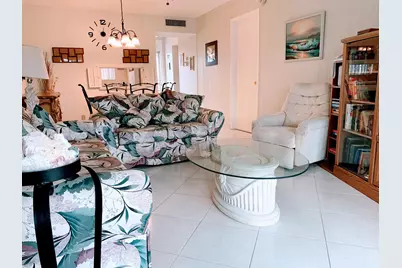 2800 NW 47th Terrace #304, Lauderdale Lakes, FL 33313 - Photo 5