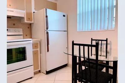 2800 NW 47th Terrace, Lauderdale Lakes, FL 33313 - Photo 11