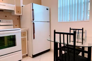 2800 NW 47th Terrace, Lauderdale Lakes, FL 33313 - Photo 11