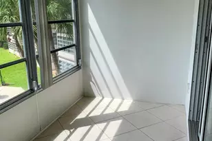 2800 NW 47th Terrace, Lauderdale Lakes, FL 33313 - Photo 13